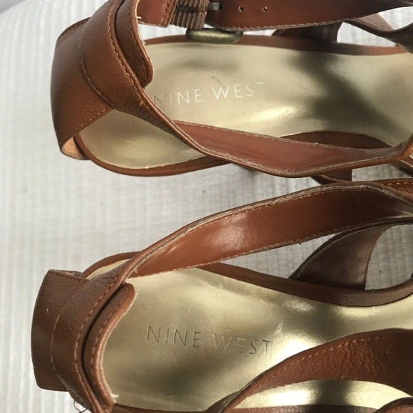Nine West Tan Heels - Picture 4 of 8